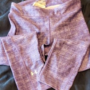 Under Amor purple leggings